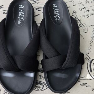 Black Women's Sandals